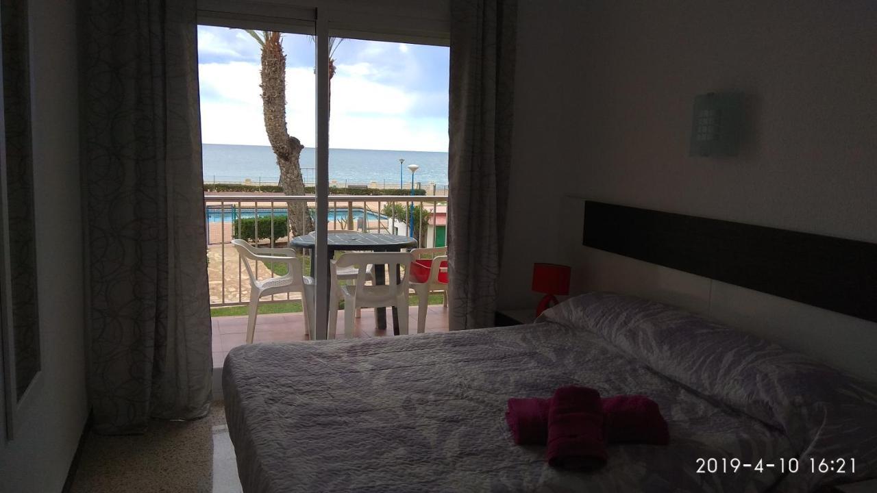Apartamento Primera Linea De Mar Denia Exteriör bild